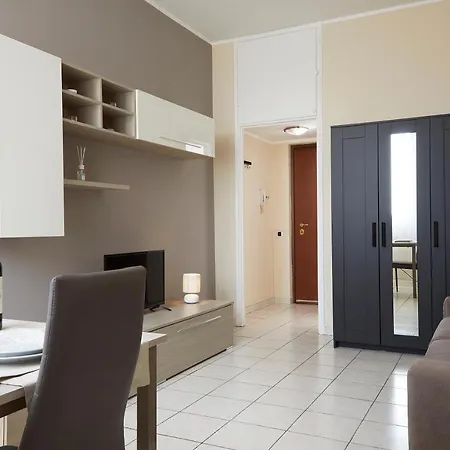 M Grey Apartment- Near M1 E 9th Floor Lägenhet *